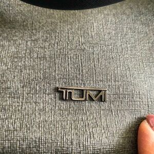 AUTHENTIC Tumi Varek Park.  Really want to sell. Best offer!